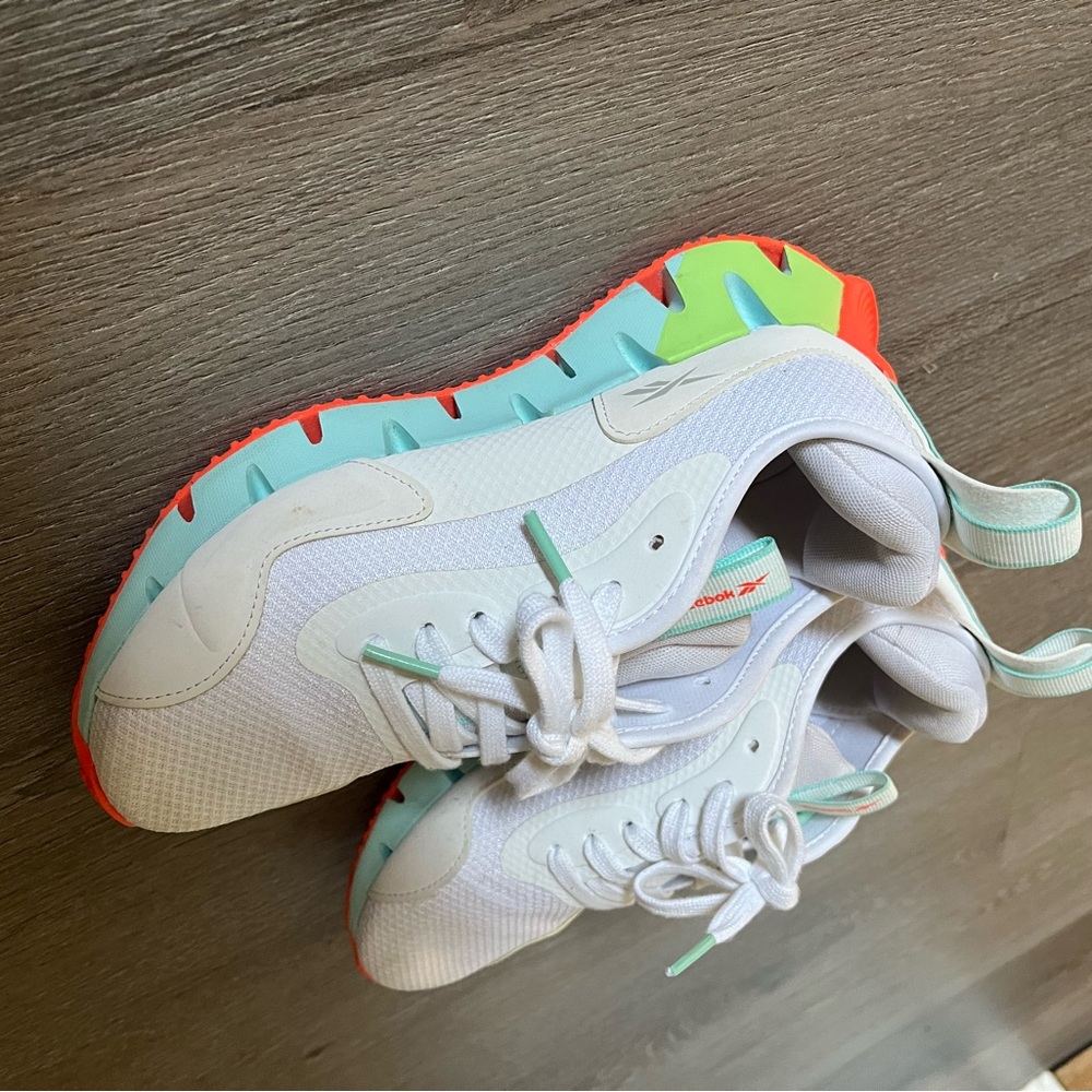 Like new Reebok running shoes